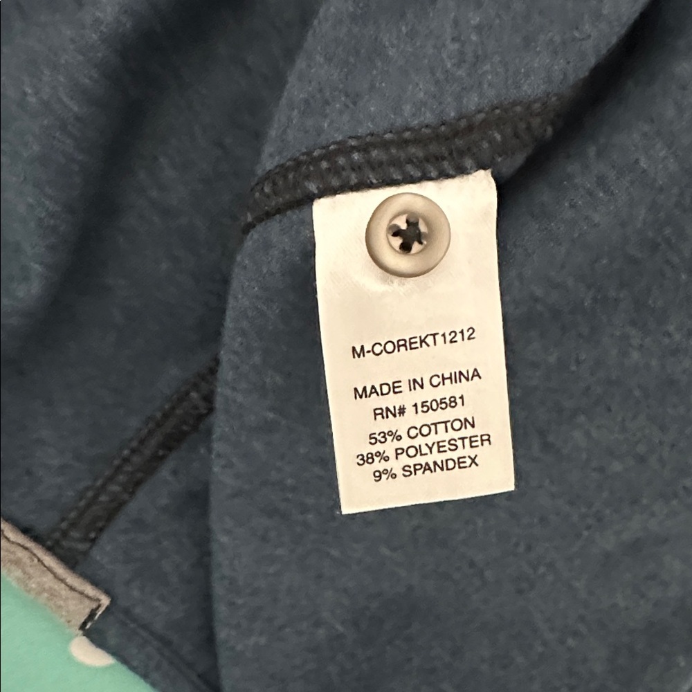 NWOT Men's Flag & Anthem Shirt - Picture 6 of 6
